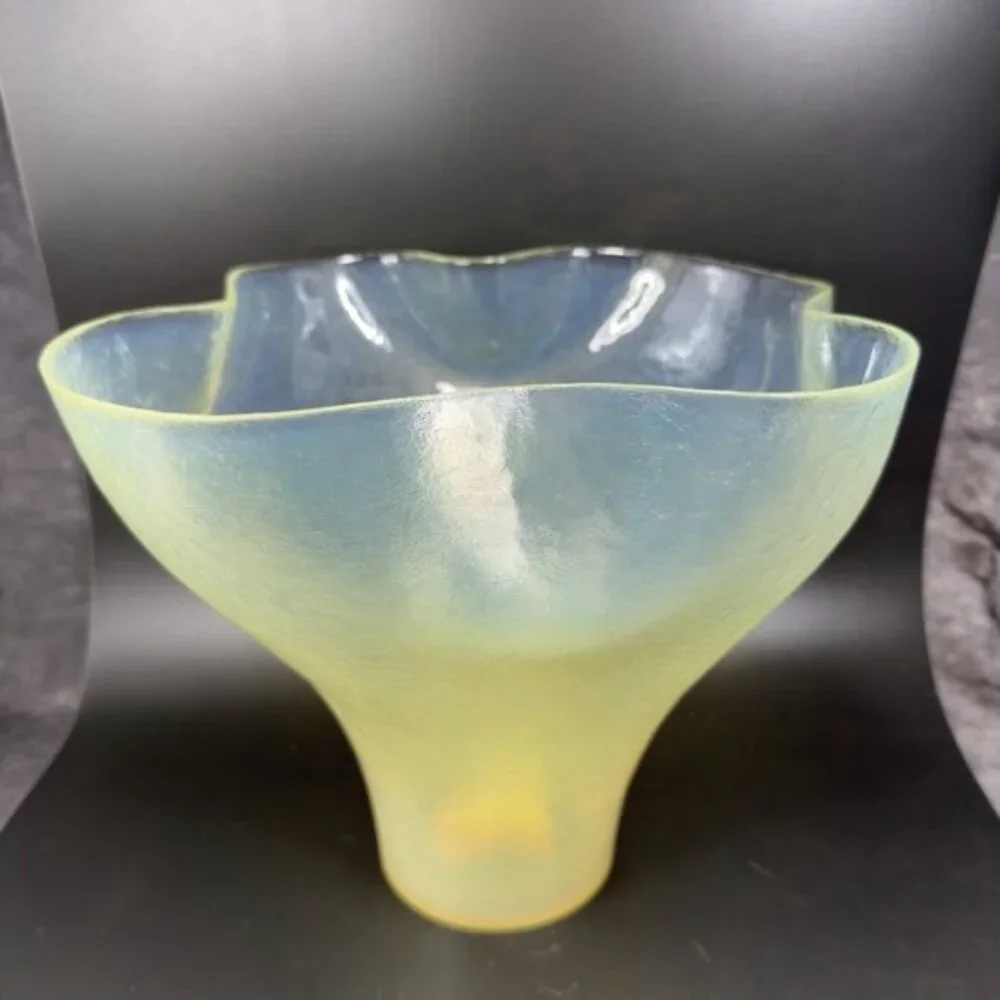 Murano Glass Vase Vessel Yellow Opalescent Venetian Italian Glass New W Tag‎ 9in